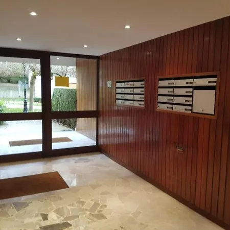 Apartment Grand Proche Versailles Chateau *