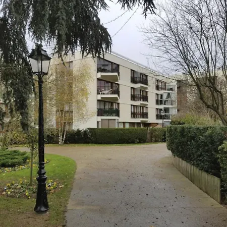 Apartment Grand Proche Versailles Chateau *