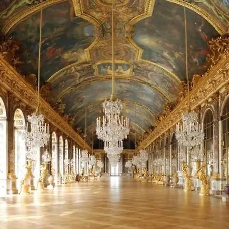 Grand Proche Versailles Chateau *