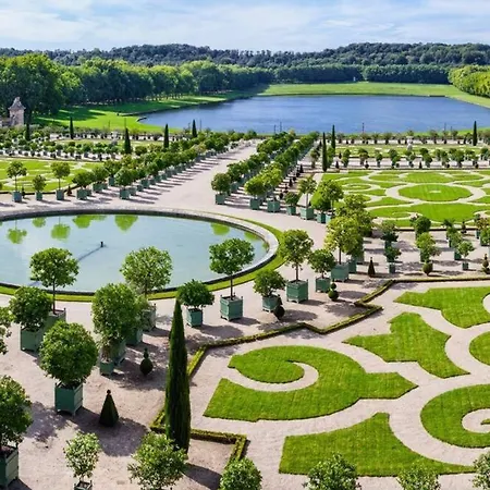 Apartment Grand Proche Versailles Chateau *